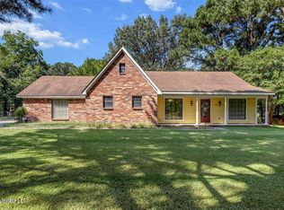 5905 Marian Dr, Horn Lake, MS 38637