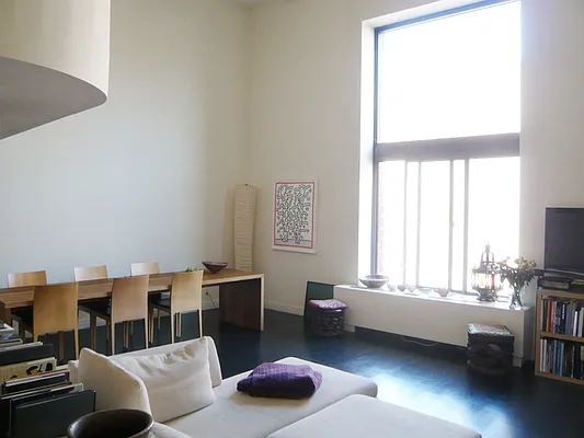 Rented by Sotheby's International Realty | media 14