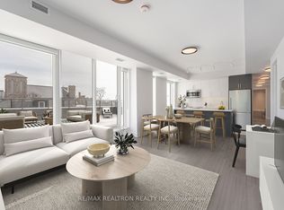 664 Spadina Ave #410, Toronto, ON M5S 2H8