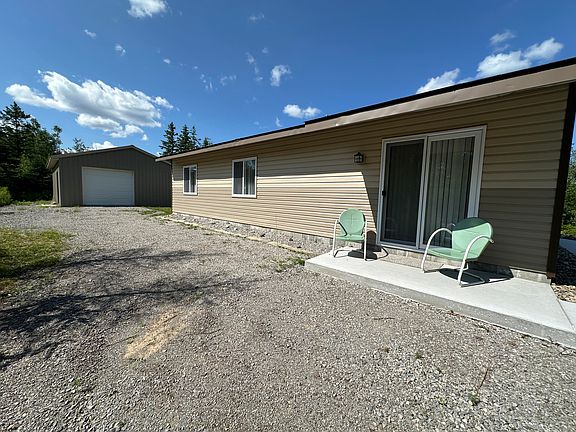 3rd image of 338 Beaver Shores Dr