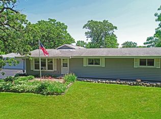 1210 Berwyn St, Spring Grove, IL 60081