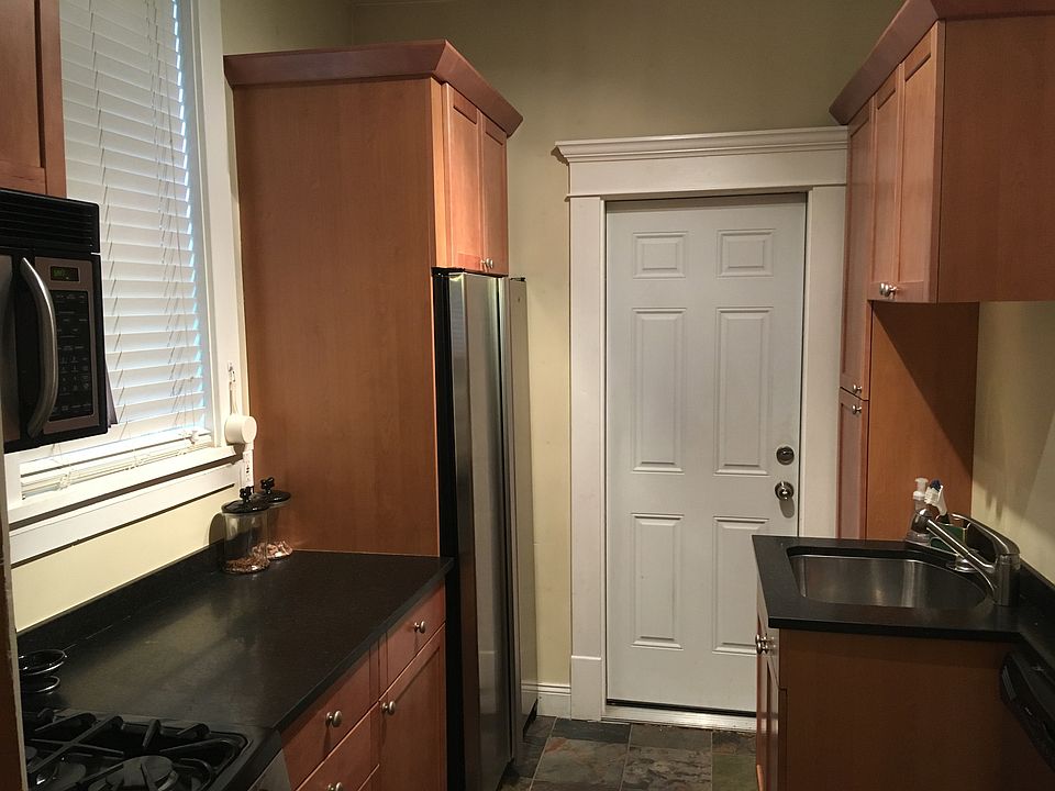 1st image of 1112 W 25th St APT 002