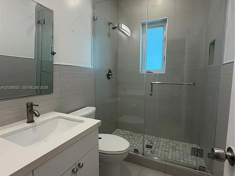 809 Ferdinand St #3 — Photo 4