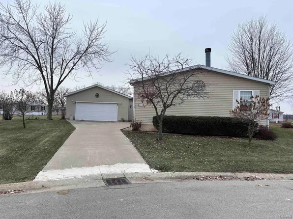 418 Birchwood Ct Lot 195, Adrian, MI 49221