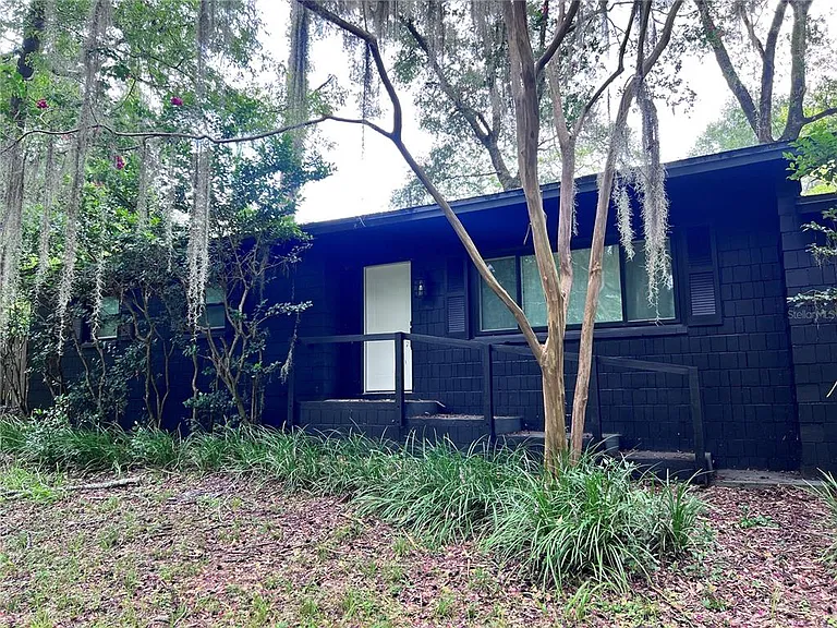 3330 NW 24th Ave — Photo 1