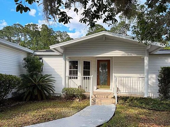 2nd image of 4036 Las Brisas Pl
