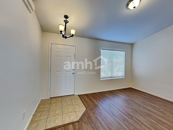 4th image of 10617 W Papago St
