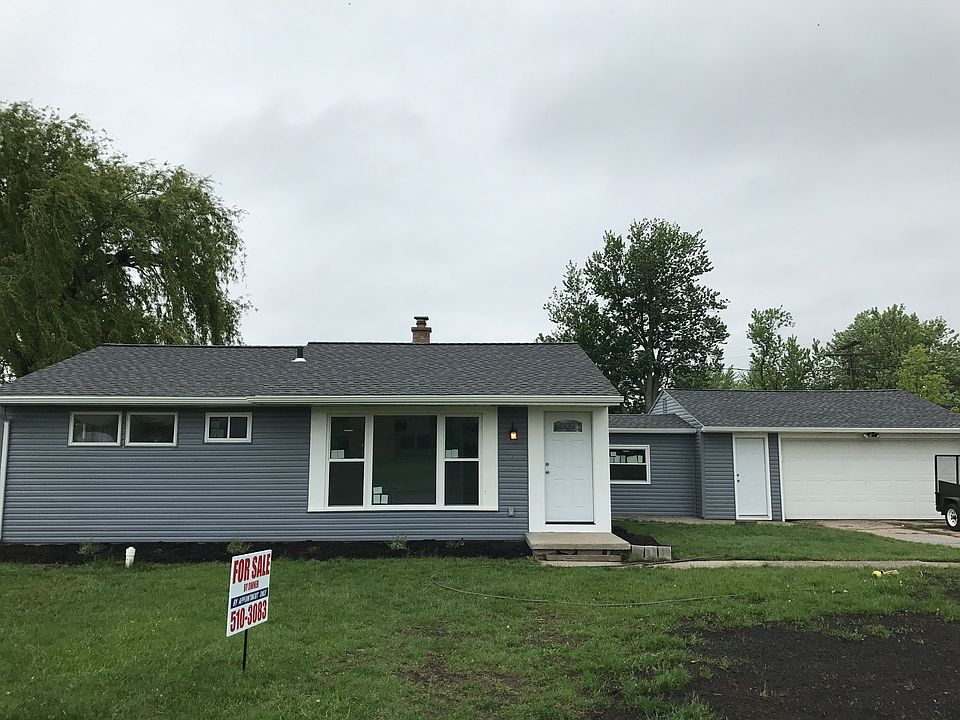 1st image of 140 Oxford Ave