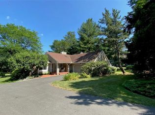 30 Doral Farm Rd, Stamford, CT 06902