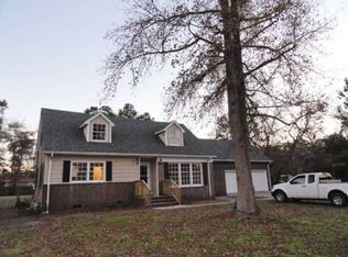8 Edith Dr, Jacksonville, NC 28540
