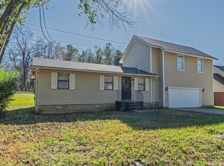 3131 Peggy Rd, Memphis, TN 38128