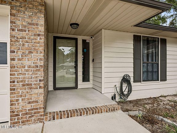 2nd image of 3561 VILLA Place