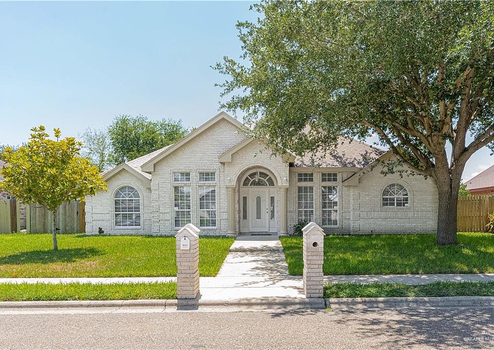1st image of 1904 Fair Oaks Dr