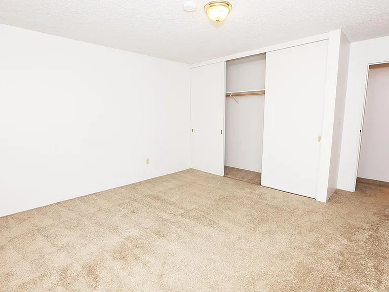 Summerhill Apartments — Photo 35