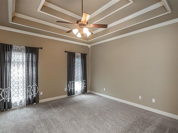 3rd image of 415 Long Acre Dr