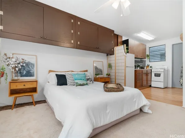 1720 Poki St APT 211, Honolulu, HI 96822