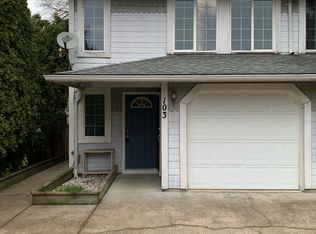 103 Green Ln, Eugene, OR 97404
