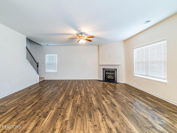 5th image of 213 Ibis Loop