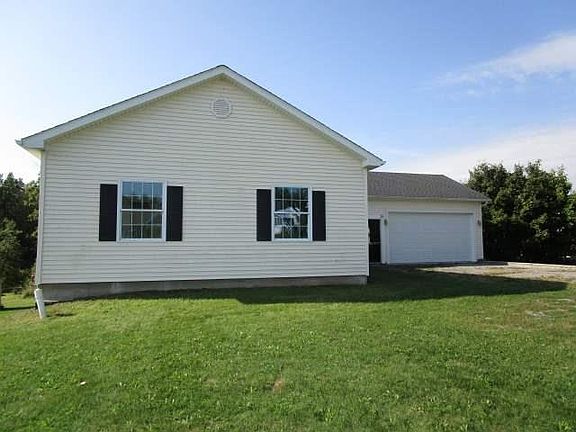 3rd image of 38 Parnell Dr