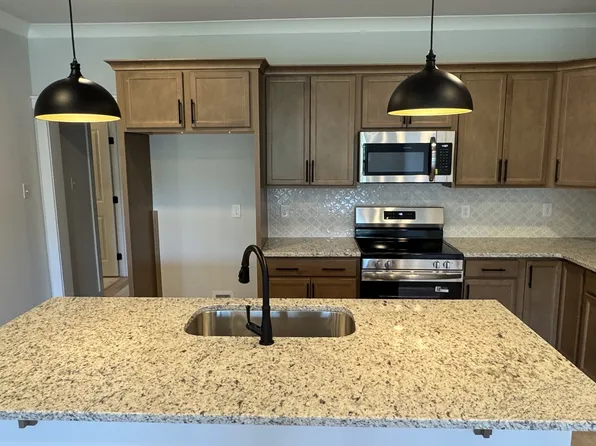 504 W Foxrun Lot 34, Springfield, TN 37172