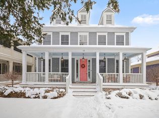 10 Riverbank Dr, Beverly Hills, MI 48025