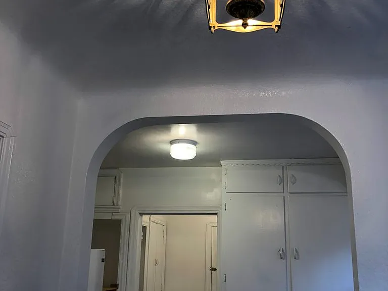 548 Alder St — Photo 4