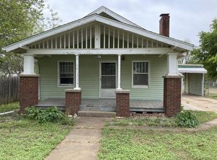 1108 Grove St, Perry, OK 73077
