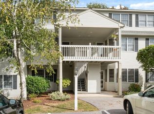 86 Trellis Dr, West Warwick, RI 02893