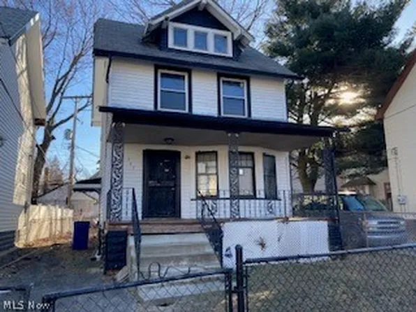 787 E 130th St, Cleveland, OH 44108