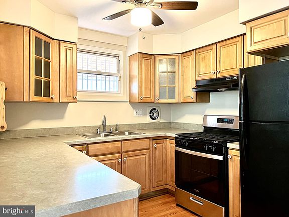 4th image of 4310 McMenamy St