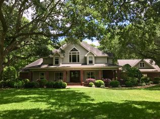 19232 Park Ridge Dr N, Moss Point, MS 39562