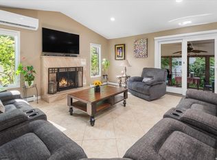 371 Grace St, Holbrook, NY 11741