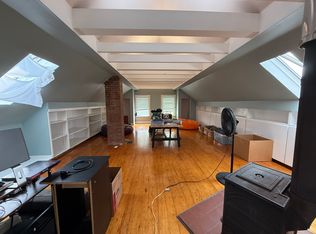 8 Randall St #2, Salem, MA 01970