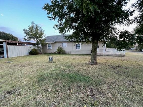 4th image of 203 N Parker Ave