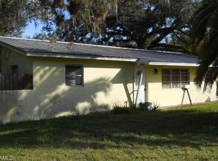 1023 Caloosa Ter, Labelle, FL 33935