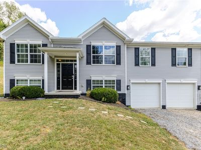 94 Kensington Dr, New Cumberland, WV, 26047