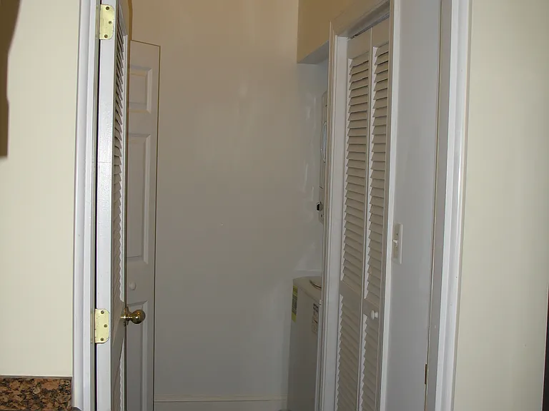 2120 Mount Royal Ter #1 — Photo 7