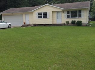 46842 Anthony St, Paw Paw, MI 49079
