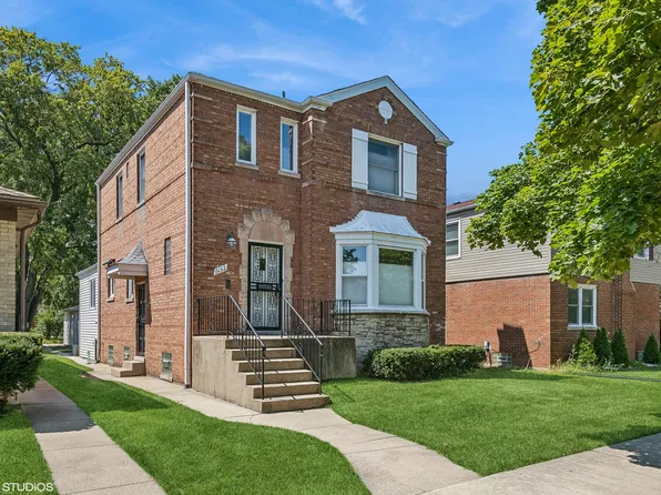 6152 N Kedvale Ave, Chicago, IL 60646