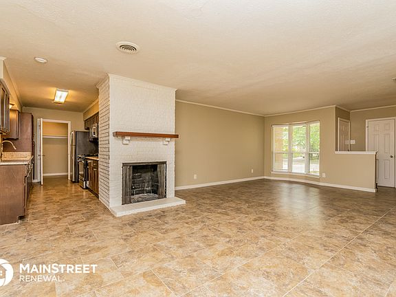 5th image of 115 W Ireland Dr