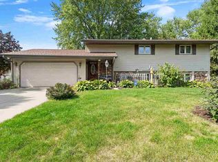 6365 Bristlecone Ln, Rockford, IL