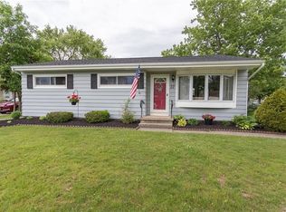 37 Rogers Dr, Depew, NY 14043