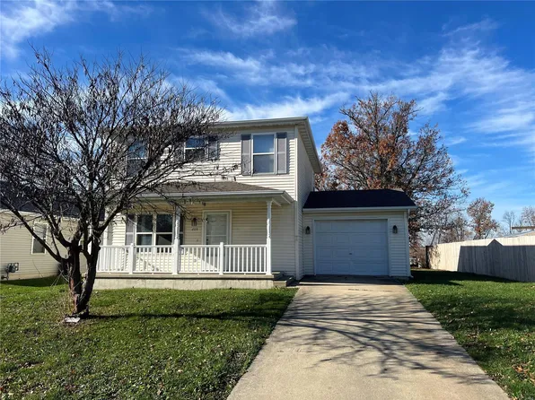 605 S Arlington Dr, Taylorville, IL 62568