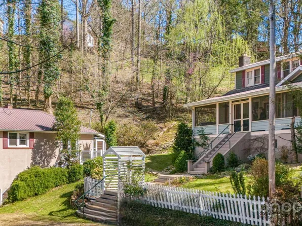 153 Skyway Dr, Marshall, NC 28753
