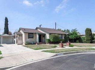 16920 Lanark St, Van Nuys, CA 91406
