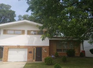1220 Prince Dr, South Holland, IL