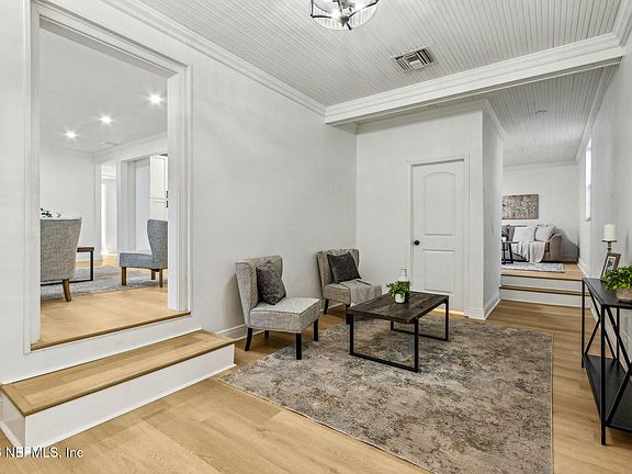 4th image of 4639 TANBARK Road