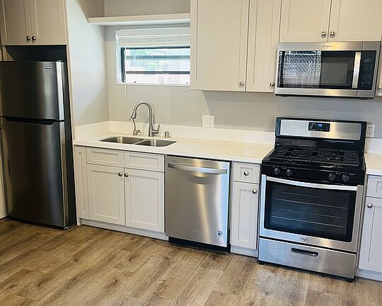 5th image of 2807 Buckingham Rd #1/2