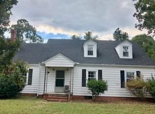 808 White Cross Rd, Chapel Hill, NC 27516