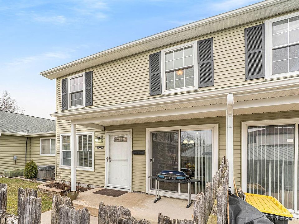 1st image of 3020 Roundtree Blvd #14